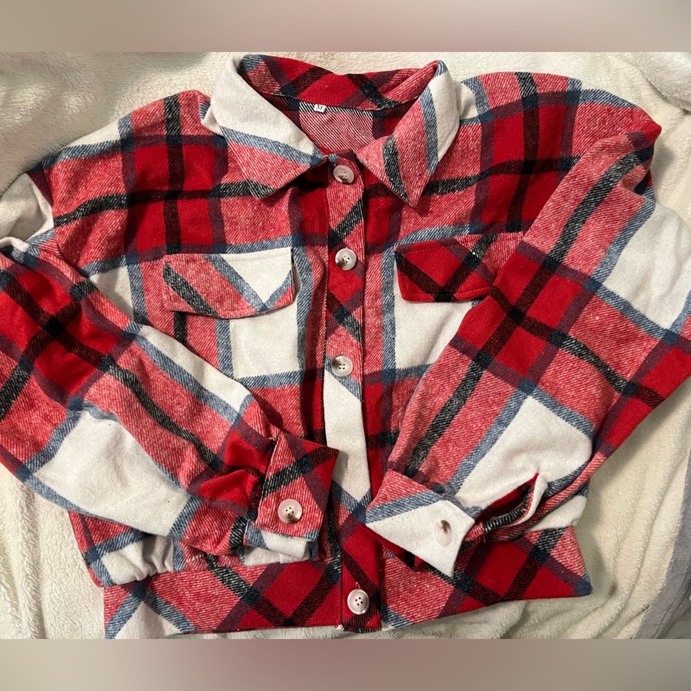 Women's shacket size M